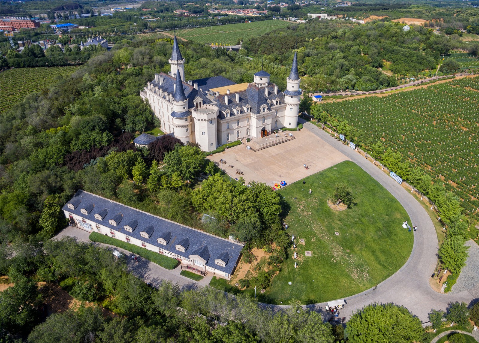 风行世界的酒庄旅游，为什么中国才方才起步？